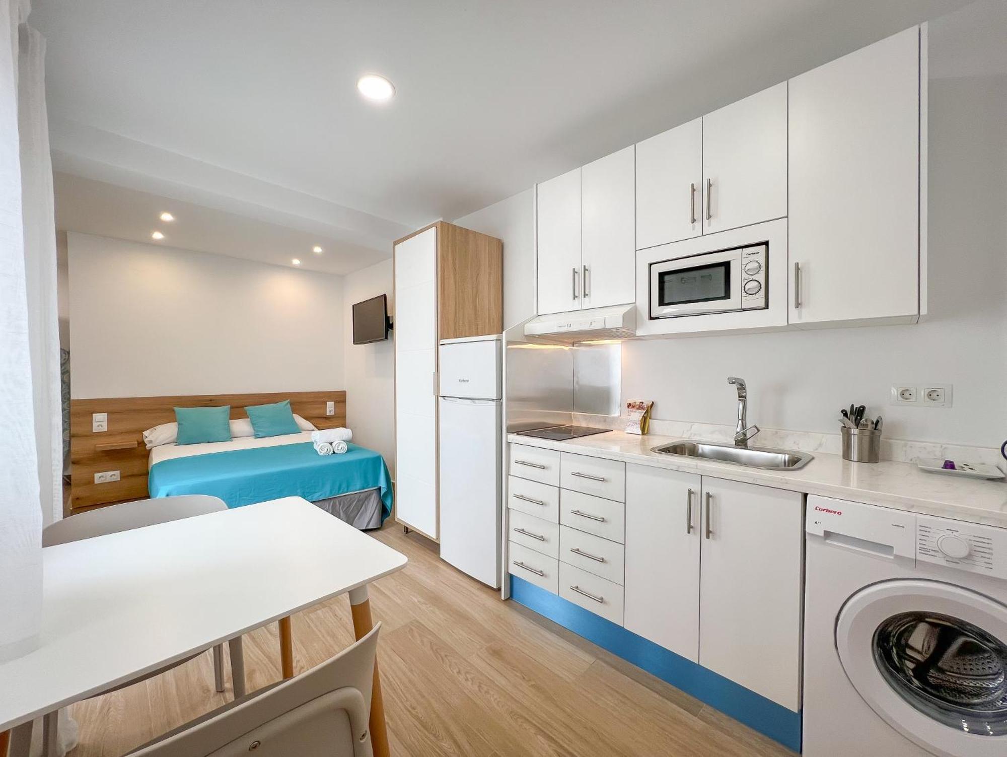 Sunsands Studio 1ºb Playa76 Carihuela Торремолінос Екстер'єр фото