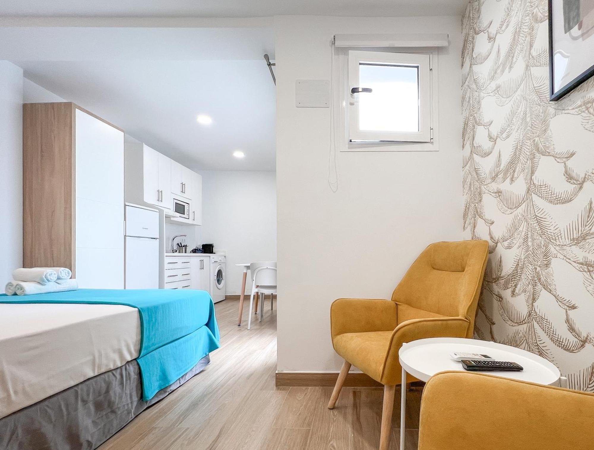 Sunsands Studio 1ºb Playa76 Carihuela Торремолінос Екстер'єр фото